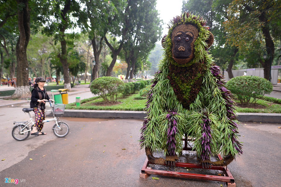 12 con giáp khổng lồ đón Tết xuất hiện tại Hà Nội